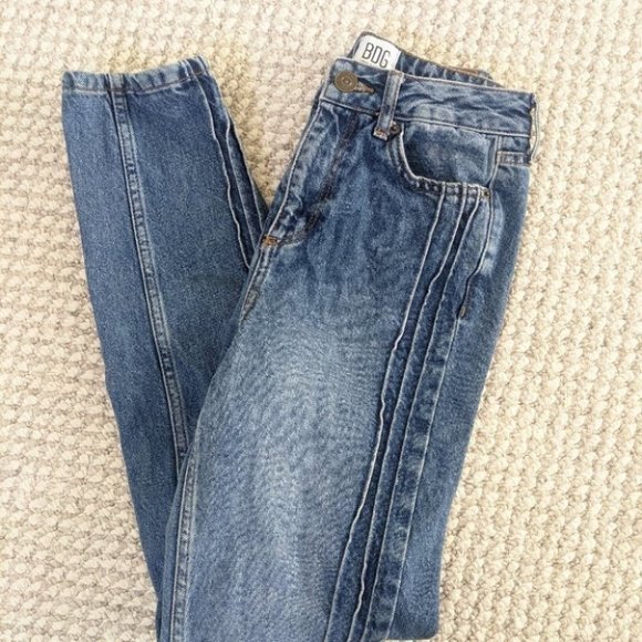 BDG Mom  Pintuck Jeans w24 - Picture 6 of 13